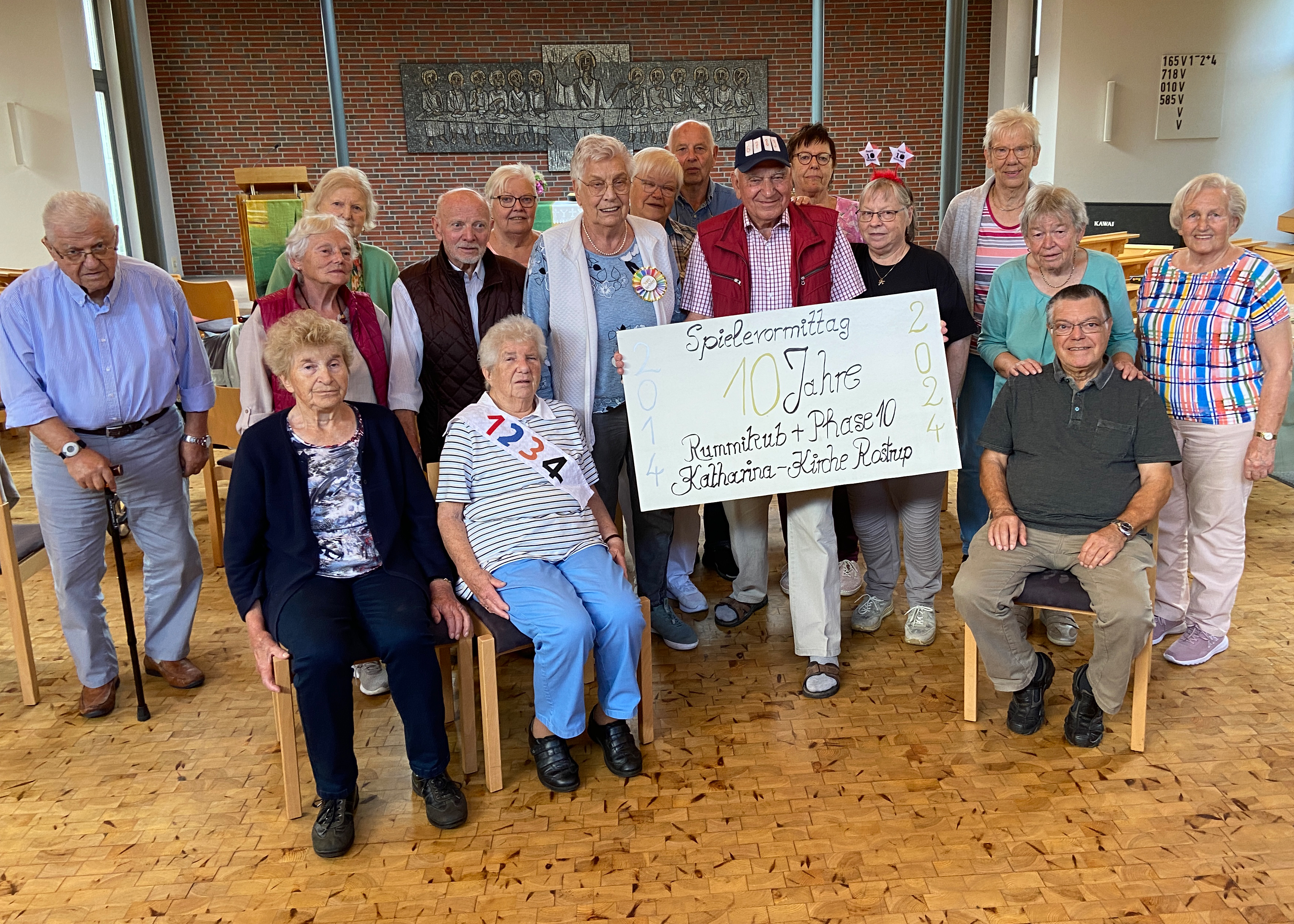 Die Teilnehmer des Spielevormittags freuen sich, in diesem Jahr schon den 10. Geburtstags des Angebots zu feiern. Foto: Kerstin Kempermann